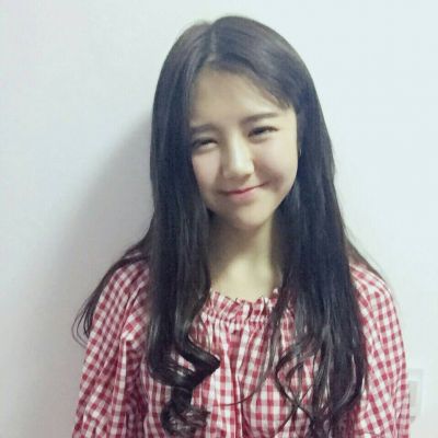 你是我回忆里抹不掉的痕迹(女生头像正脸长发唯美图片大全)图5