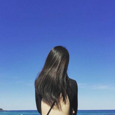 你是我回忆里抹不掉的痕迹(女生头像正脸长发唯美图片大全)图6