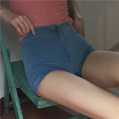 我很极端要么全部要么全不(女生部位污一点头像高清大图)