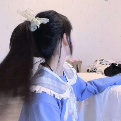 喜欢你的时候愿意为你赴汤蹈火(不露脸女生头像小清新可爱)