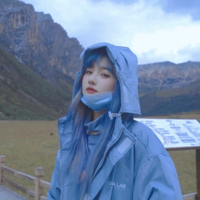 愿夏天有温柔且漫长的爱(魅力蓝色系超级温柔的女头)