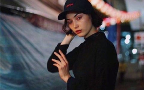 晚安会有蚊子替我亲你(最火的女生抖阴头像精选)