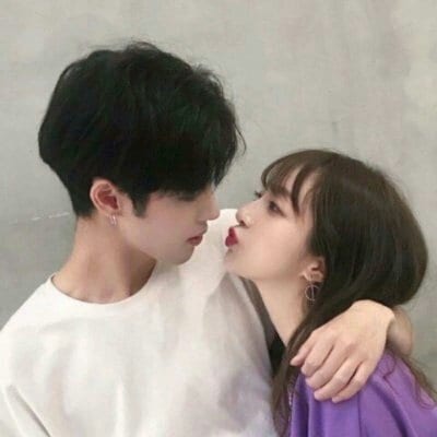 适合00后的情侣头像青春甜蜜(七夕抖阴情侣头像一对两张)