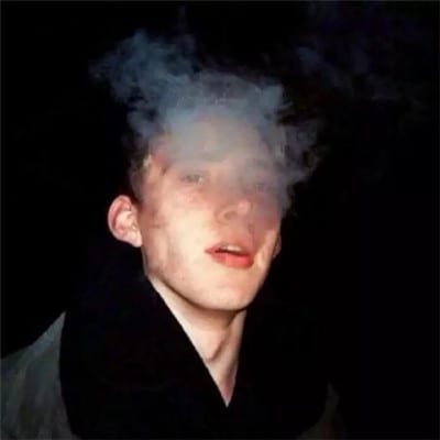 世间疾苦谁又能是我的救赎(头像男生最热伤感欧美风)