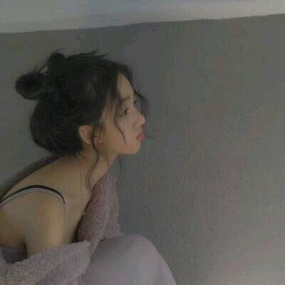 早安午安晚安我只想心安(适合做头像的唯美图片女生)