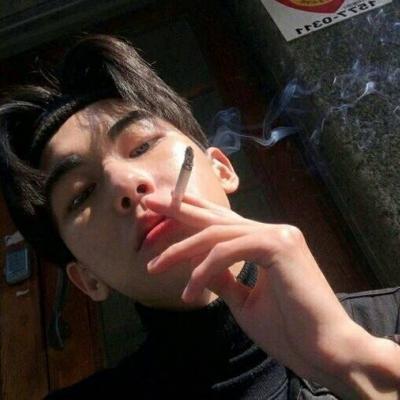 最容易火的快手男生头像图片(快手头像男生霸气超拽超酷炫)