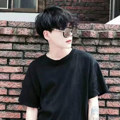 你是我的满天星星(成熟帅气超好看的男生头像最新)
