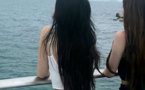 我不擅长挽留可偏偏这么多人要走(闺蜜双人真人头像一对两张)