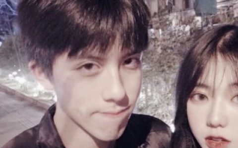 灵丹妙药不如你的微笑(抖阴情侣头像高调秀恩爱一对)