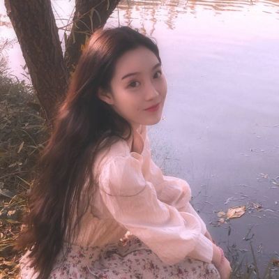 秘密多了心也就不快乐了(女生气质唯美头像陌陌高清大图)图