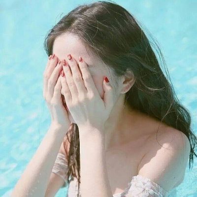 秘密多了心也就不快乐了(女生气质唯美头像陌陌高清大图)图3