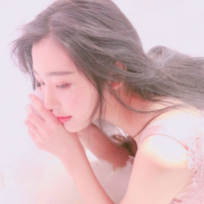 秘密多了心也就不快乐了(女生气质唯美头像陌陌高清大图)图11