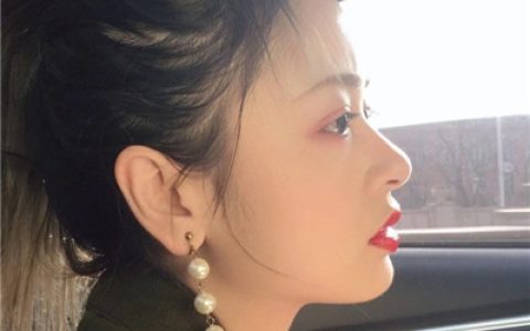 以后别喜欢他了好好喜欢我吧(气质长发女生头像伤感)