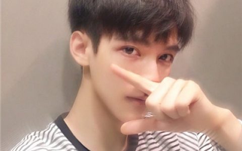 帅到没朋友的男生图片头像(抖阴最火男生头像帅气好看)