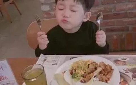 超级可爱吸引人的小孩情侣头像(情侣头像萌娃两张可爱)