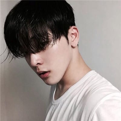 所有的热情我都只给喜欢的人(抖阴最火男生头像帅气冷酷)