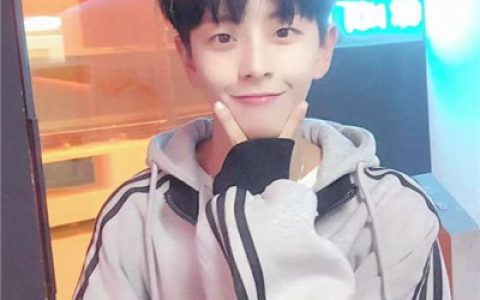 纸短情长啊诉不完当时年少(最流行的抖阴头像冷酷帅男)