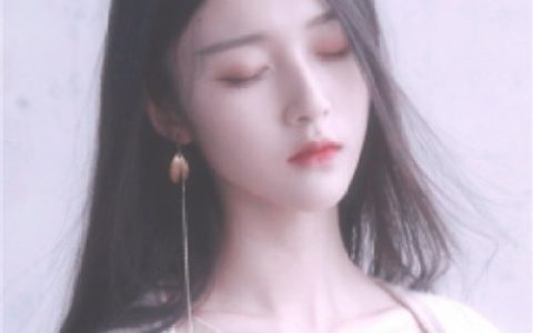 在你流泪时湿的总是我的眼(女生唯美有意境长发头像大全)