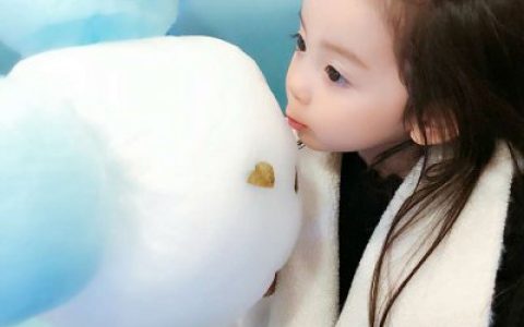 抖阴最火呆萌小孩情侣头像(萌娃情侣头像一男一女)