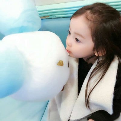 抖阴最火呆萌小孩情侣头像(萌娃情侣头像一男一女)