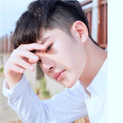 不讲道理向来以有趣服人(快手最火头像男生潮流霸气)图