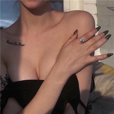我想做一场你喜欢我的梦(性感大胸美女部位头像高清大图)