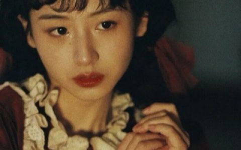 奔月失败继续留在人间(个性潮流精选好看女生头像)