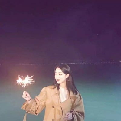 最新超好看的情侣头像一男一女(情侣头像大全一对两张)