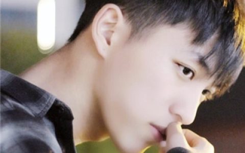 感谢你给我打了个措手不及(男生头像时尚潮流帅气)