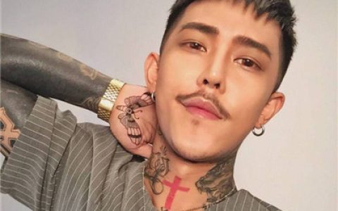 你不是我良人你不懂我心痛(男生颓废伤感纹身头像精选)