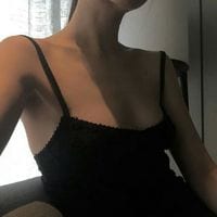 性感女生锁骨侧面头像(抖阴头像女生侧脸露锁骨上半身)