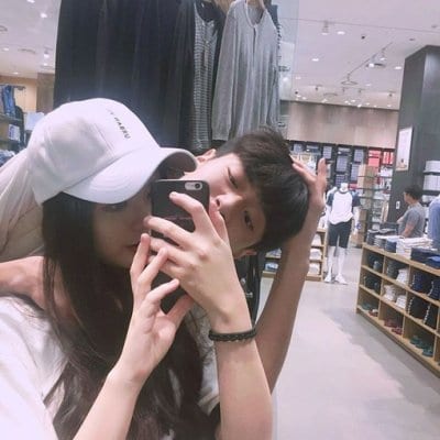 天冷的日子让我抱抱你吧(最新微博情侣头像一对超幸福)