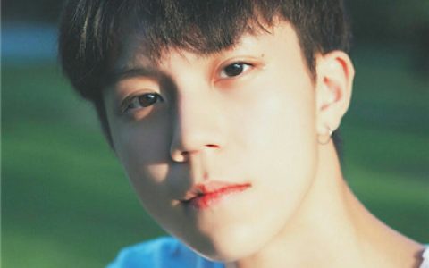 人说山水一程三生有幸(快手头像男生帅气暖男)