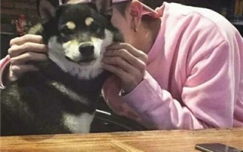 想谈恋爱吗我这边二缺一(最火抖阴头像男生帅气搞怪)