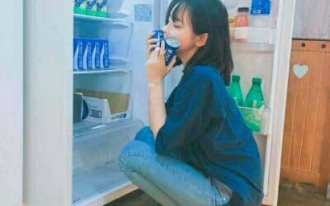 适合学生党的头像穿校服女生(00后学生抖阴头像超漂亮女生)