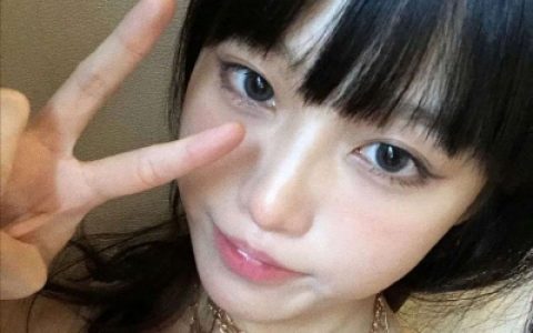 阴影在的地方附近一定有光(简单大方有气质女生抖阴头像)