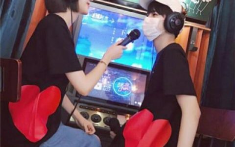 再乐观的人也会有心情不好的时候(最新00后青春时尚情侣头像一对两张)