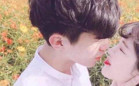 什么都介意什么都原谅(抖阴情侣头像一左一右温馨甜蜜)