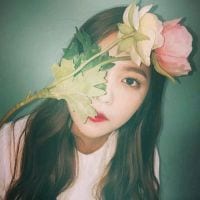 给时光以生命(微博唯美忧郁女生头像)