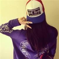 驾驭命运的舵是奋斗(戴帽子女生头像耍酷长发妹纸)