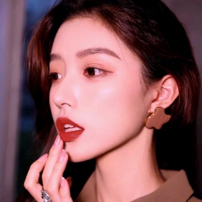 擦肩而过模糊你的背影(真人落雁沉鱼之态气质绝美的女生头像)图11