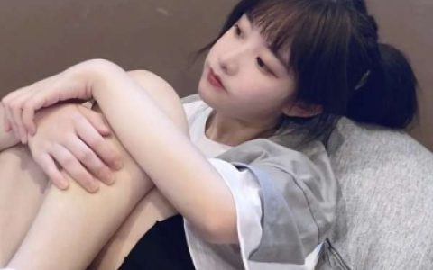 长篇大论要发给值得的人(ins风高冷魅力惊艳优质女头)