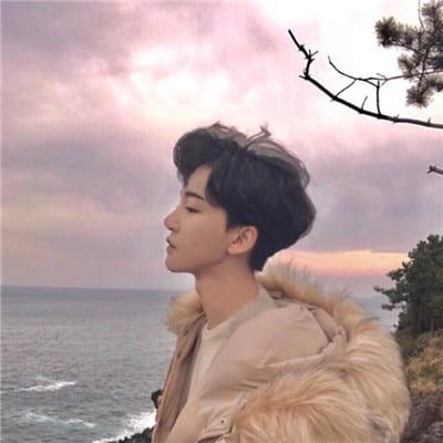 没有什么能够取代眼中的荒诞(超级帅气男生头像高清图片大全)