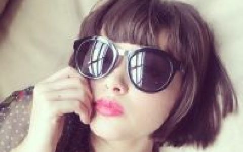 爱你不如爱自己(专属短发女生的霸气抖阴头像)
