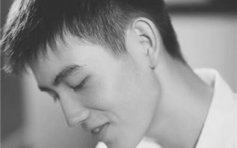 该失望的事没有辜负过我(霸气男生头像黑白色系大全)