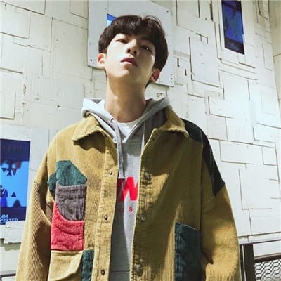 我适可而止你好自为之(男生快手头像图片霸气潮男)
