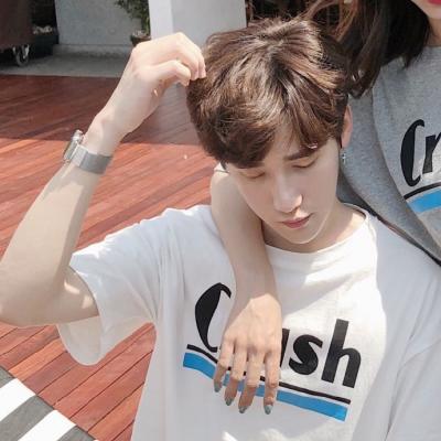 想你念你眼里都是你(浪漫温馨甜蜜的情侣头像一男一女)