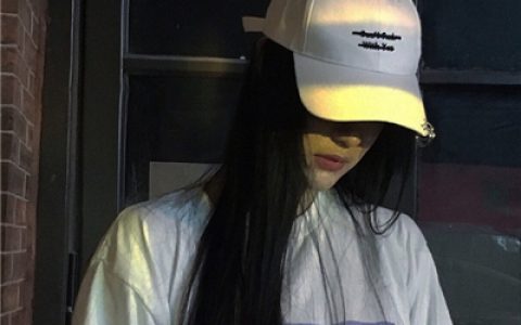 我有个恋爱想和你谈谈(网红抖阴头像女生霸气高冷大图)