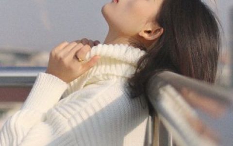 最甜和最苦恰好都是你(成熟气质美女抖阴头像最新版)