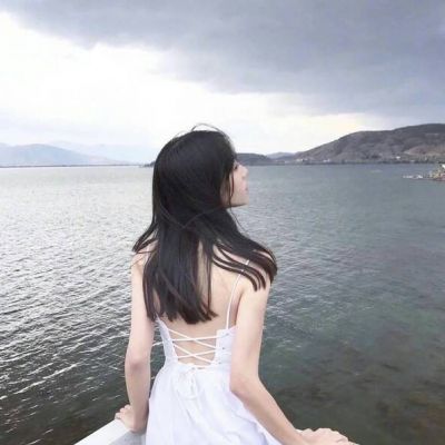 我把余生扔进风里(抖阴霸气头像女生背影最新)图11